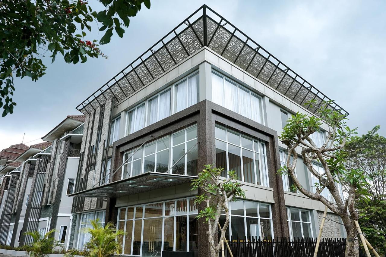 Hotel Ramada By Wyndham Yogyakarta Sleman  Exterior foto