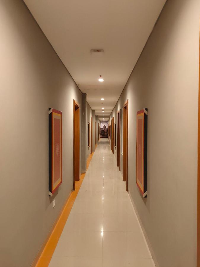 Hotel Ramada By Wyndham Yogyakarta Sleman  Exterior foto