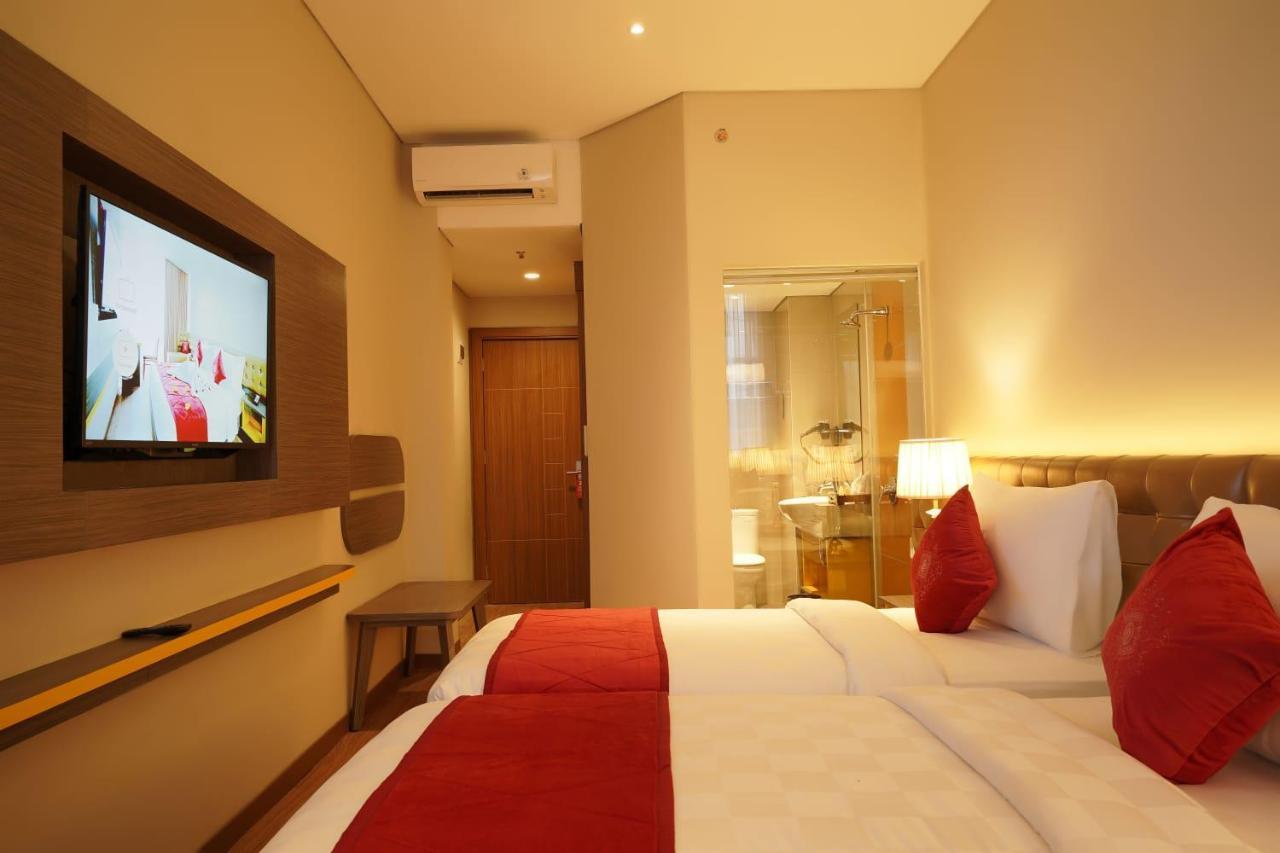 Hotel Ramada By Wyndham Yogyakarta Sleman  Exterior foto